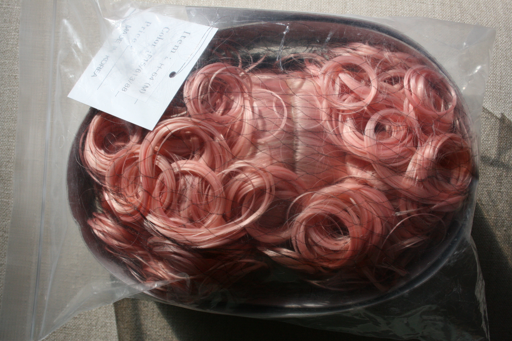 Peaks Woods Goldie wig