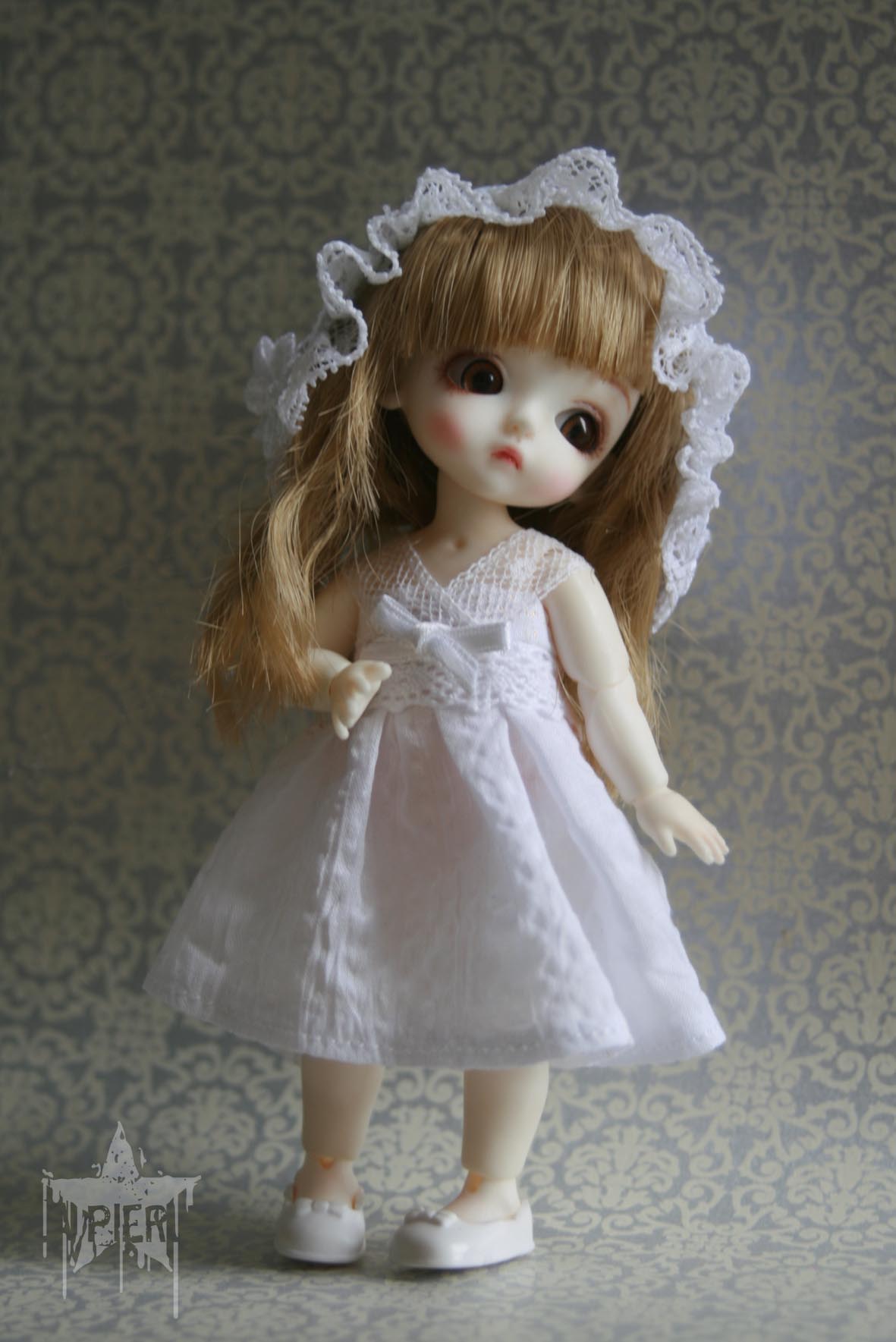 Lati white dress