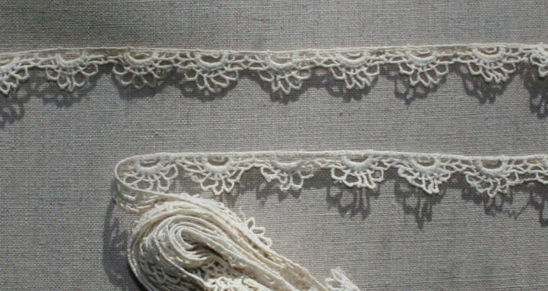 Vintage sunburst delicate trim